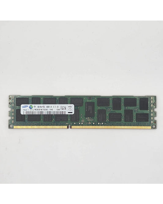 Vista frontal del módulo de memoria DDR3L Samsung de 8 GB (dual-rank x4, 10600 MT/s).